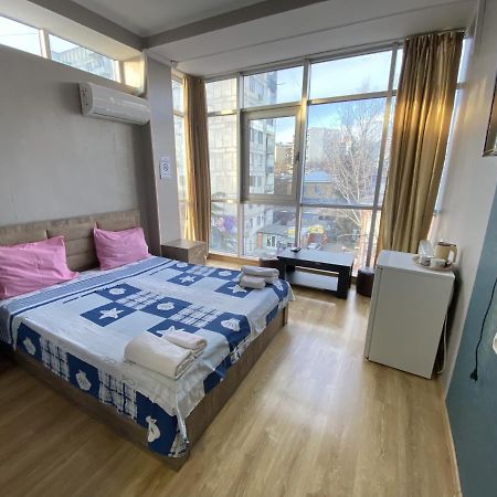 Hotel G & J Tbiliszi Kültér fotó