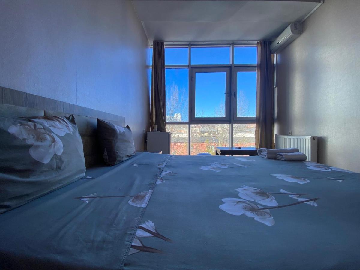 Hotel G & J Tbiliszi Kültér fotó