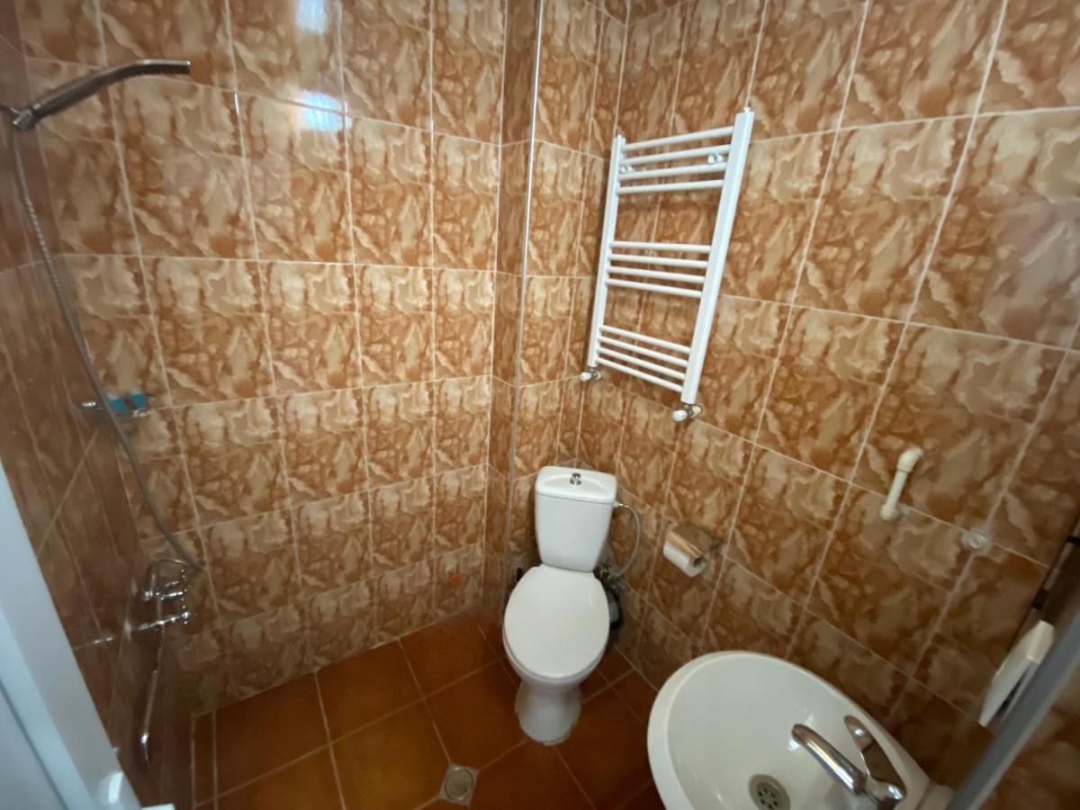 Hotel G & J Tbiliszi Kültér fotó